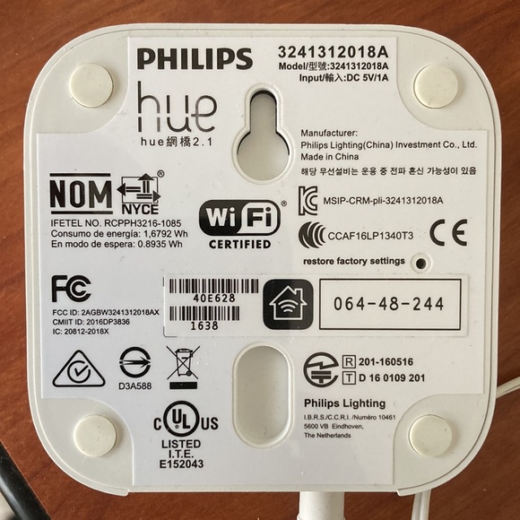 Philips Hue Smart Bridge - Picture 3 of 3